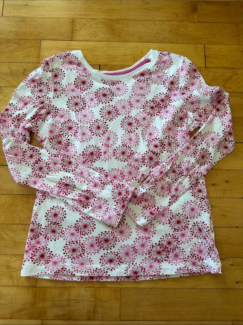 Faded Glory Long Sleeve Tee, Size M (7-8)